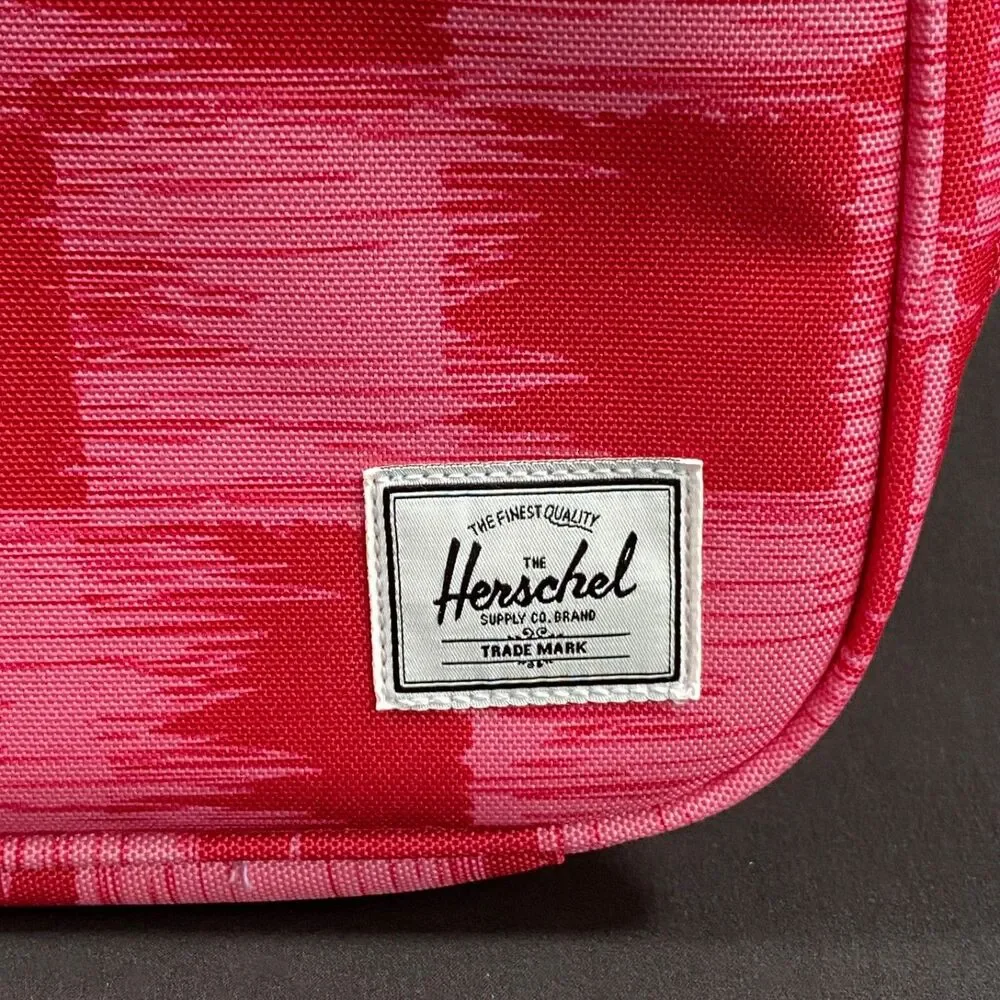 Herschel Supply Company Pop Quiz Lunch Box Little Herschel Pink/Raspberry